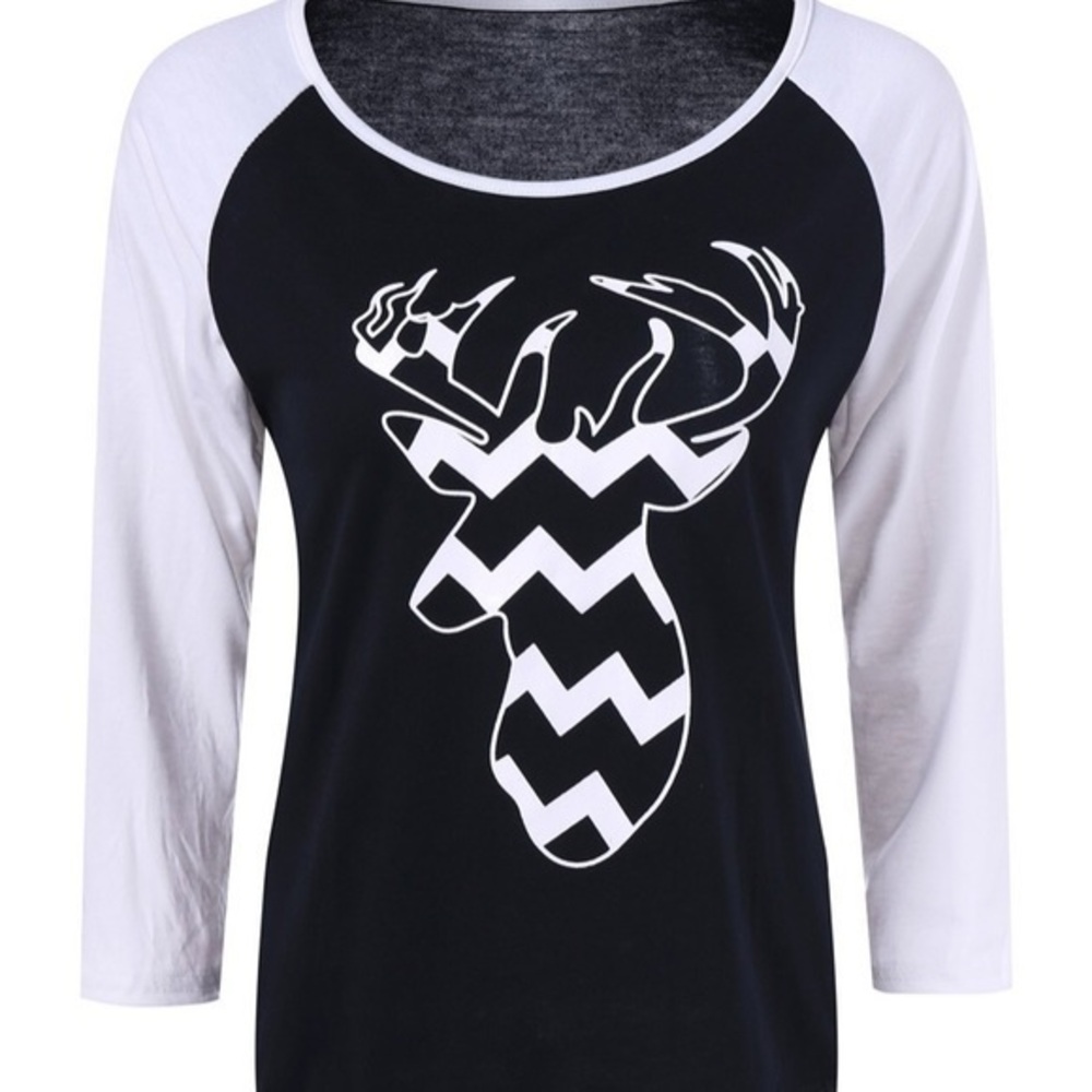 New Holiday Reindeer 7/8 th long sleeve t-shirt small